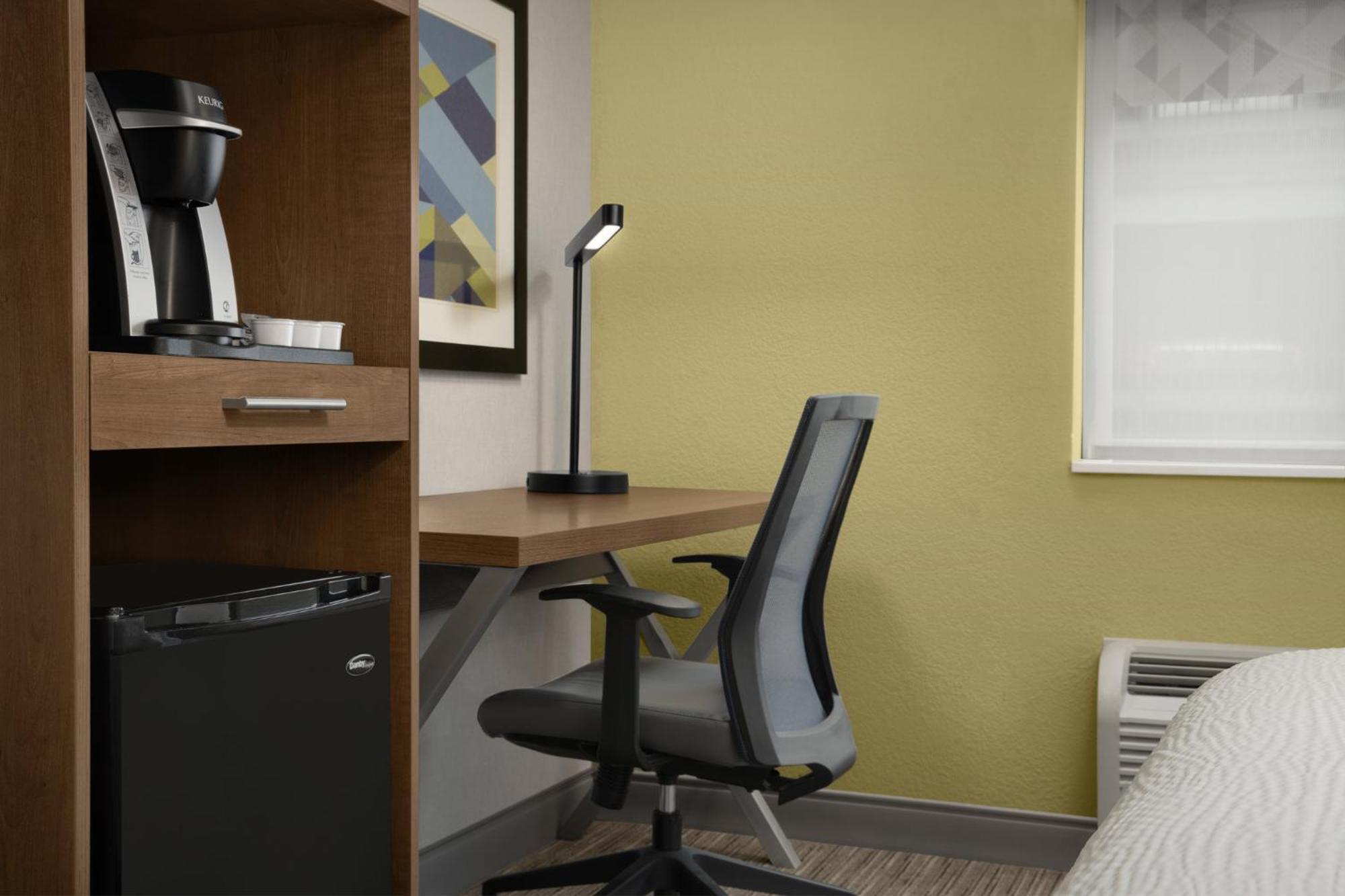 Holiday Inn Express Boston - Saugus By Ihg Zewnętrze zdjęcie