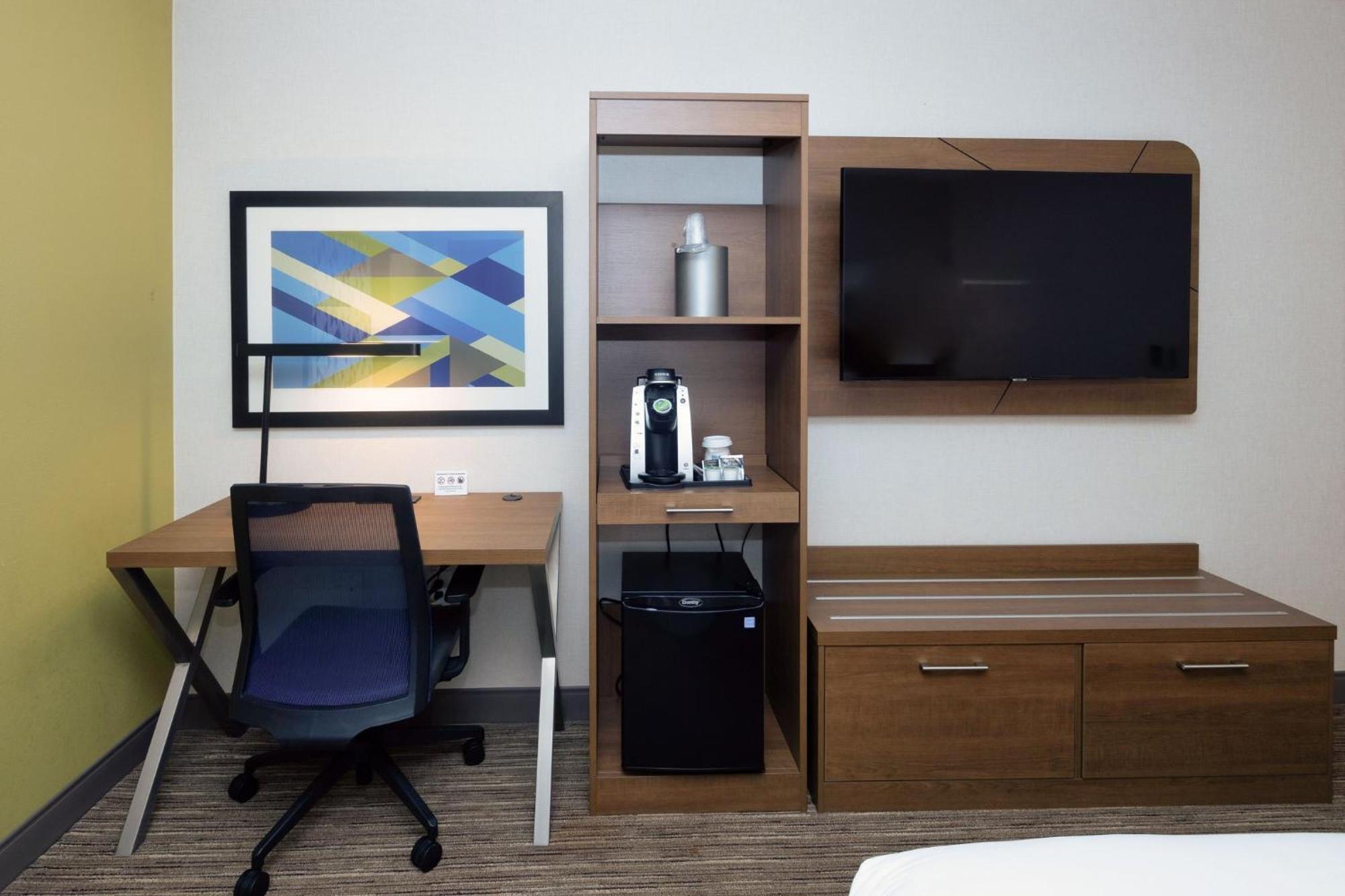 Holiday Inn Express Boston - Saugus By Ihg Zewnętrze zdjęcie