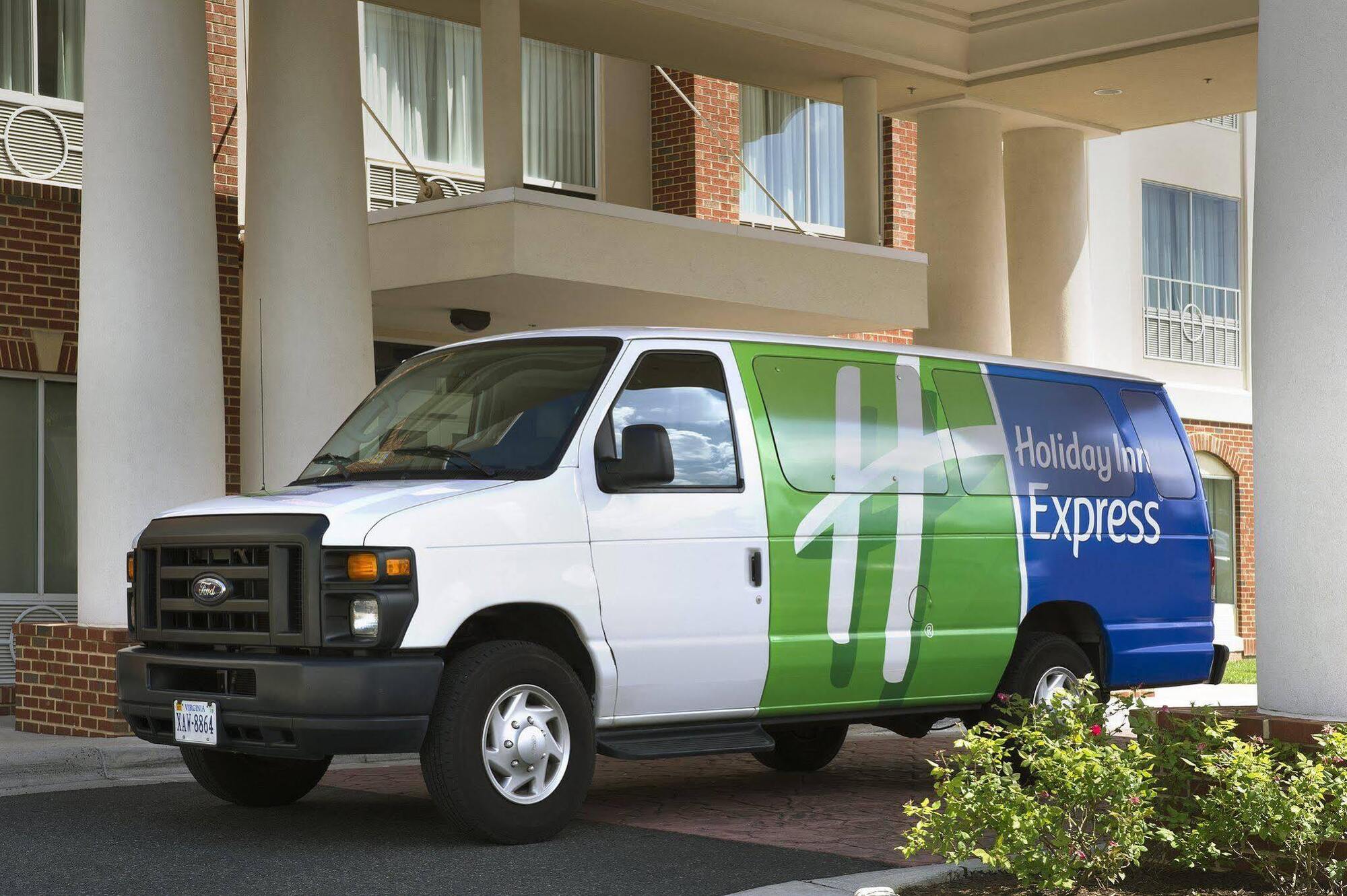 Holiday Inn Express Boston - Saugus By Ihg Zewnętrze zdjęcie